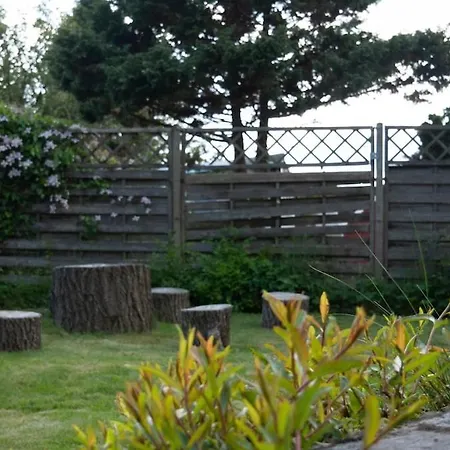빌라 Amazing With Garden *