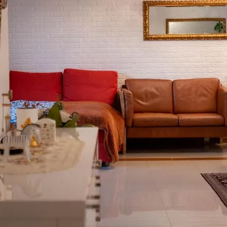 Villa Amazing With Garden