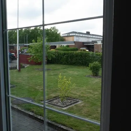Amazing With Garden Villa Kolding
